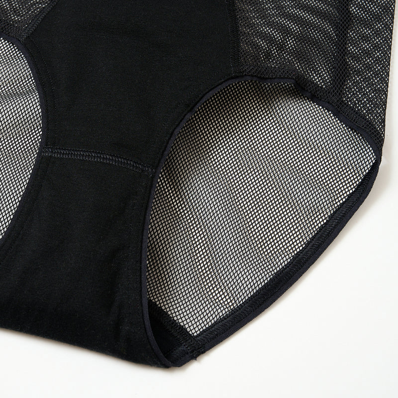 MESH SHORTS / BLACK