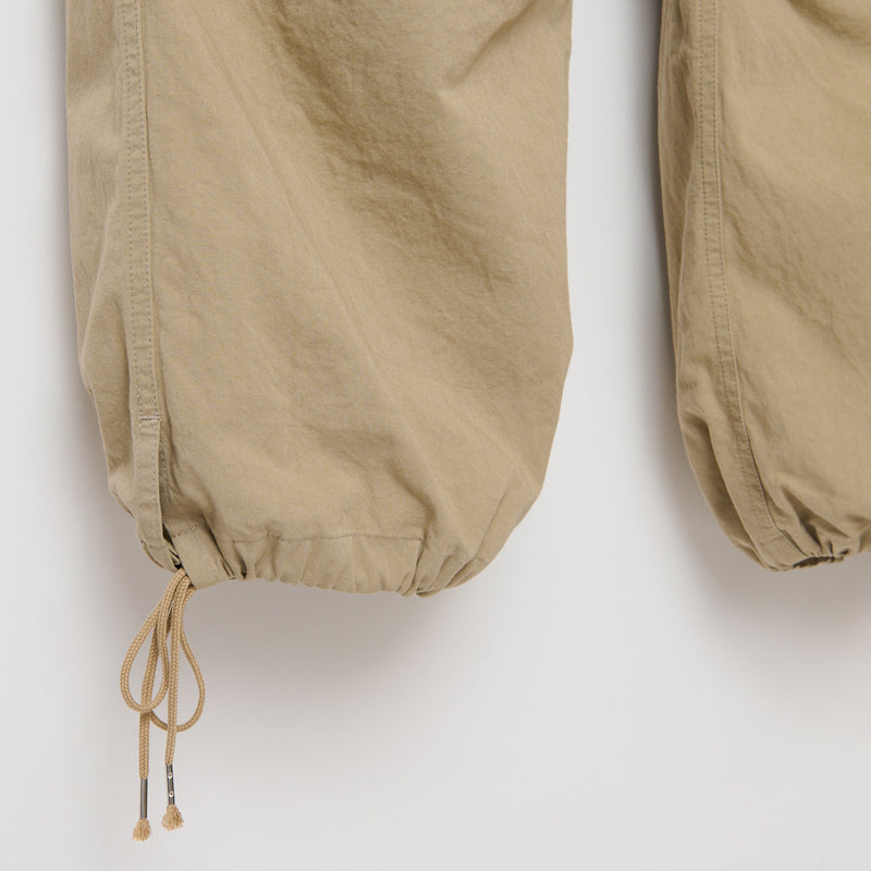 PARACHUTE PANTS / BEIGE