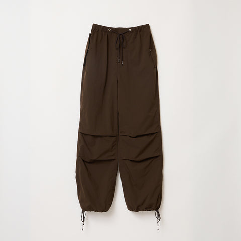 PARACHUTE PANTS / D BROWN