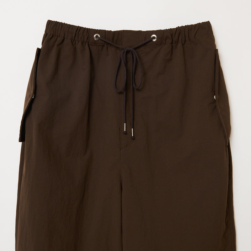PARACHUTE PANTS / D BROWN