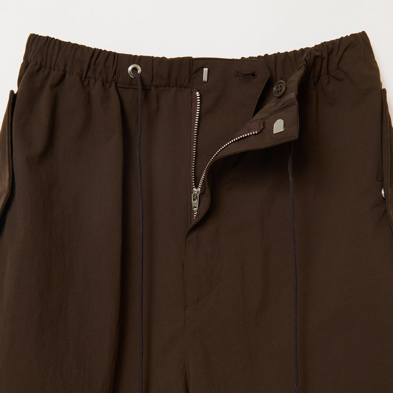 PARACHUTE PANTS / D BROWN