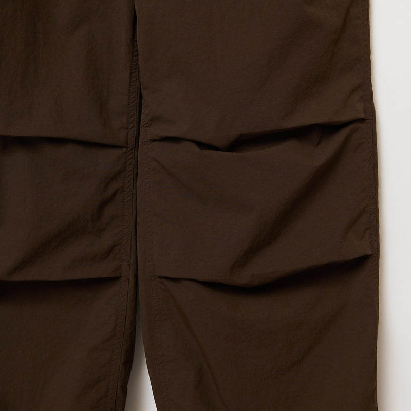 PARACHUTE PANTS / D BROWN