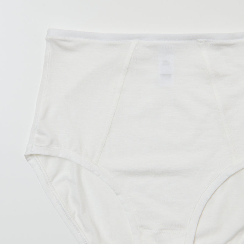 Colour Shorts / OFF WHITE