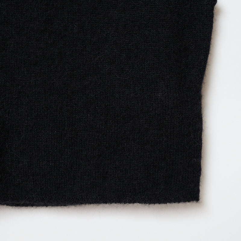 CHINA / BLACK