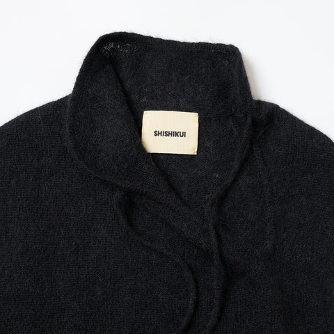 CHINA / BLACK