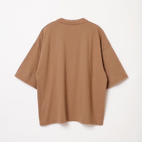 B.T / AMBER BROWN