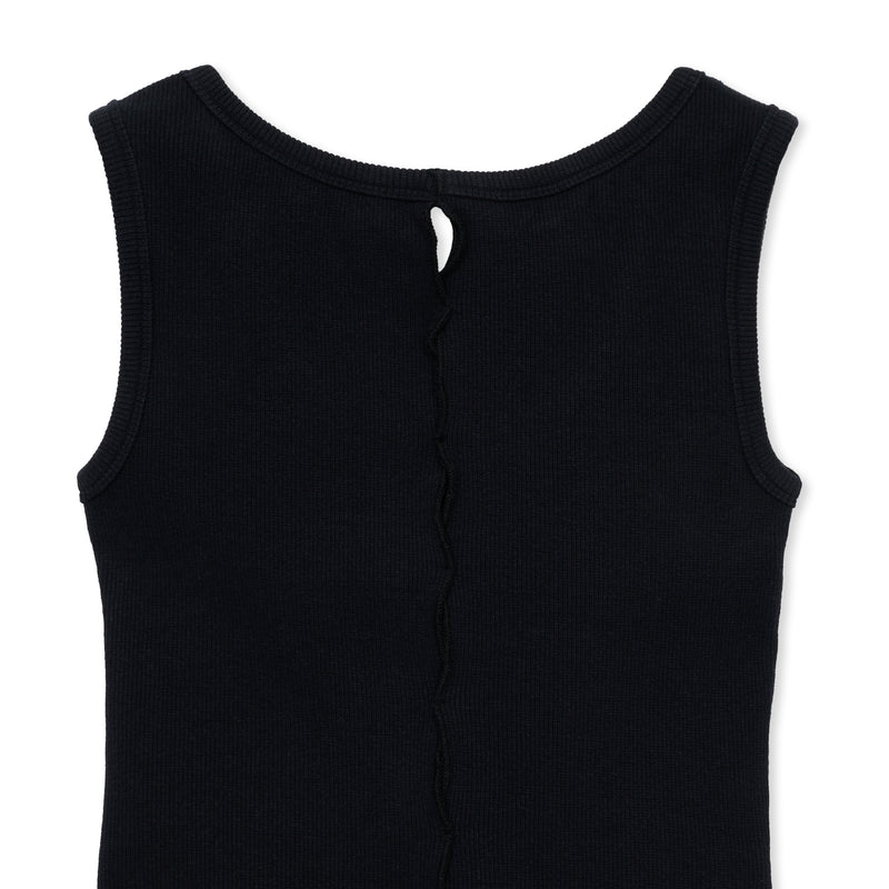 holed north / BLACK