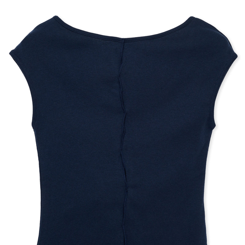 hole s / NAVY